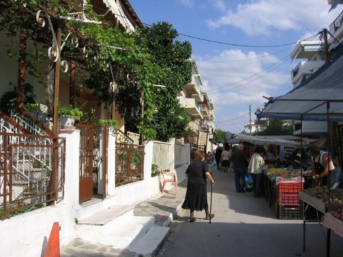 Ferienhaus "Arizones", Nea Kallikratia, Chalkidiki Nea Kallikrateia Exterior photo