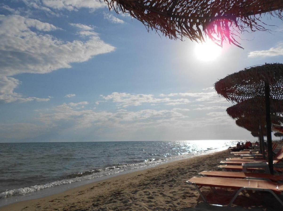 Ferienhaus "Arizones", Nea Kallikratia, Chalkidiki Nea Kallikrateia Exterior photo